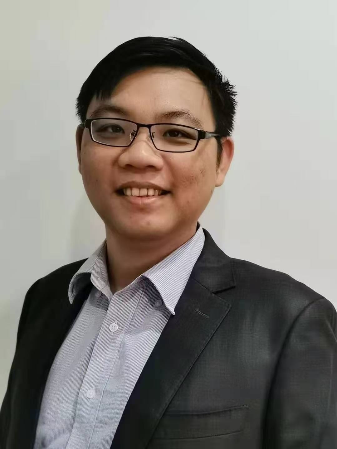 Xiweng Qin